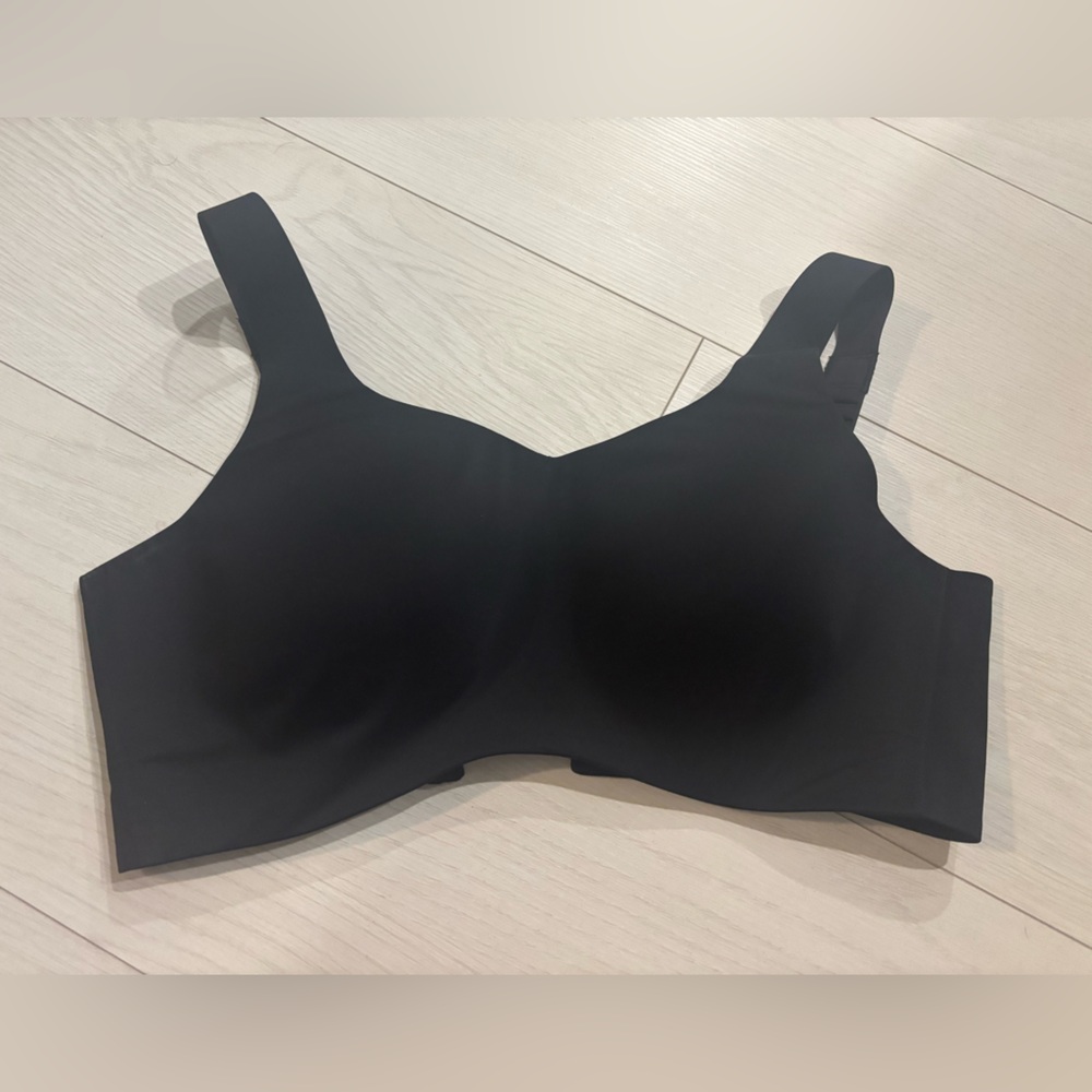 Knix Black Seamless Comfort Bra